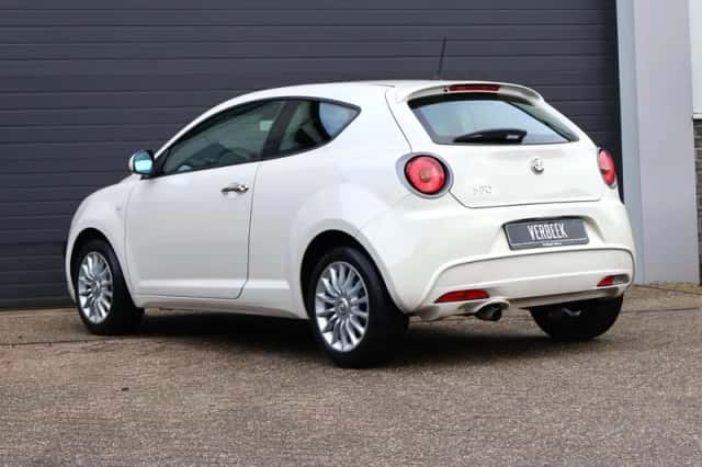 Alfa Romeo Mito (2014) thumbnail 4