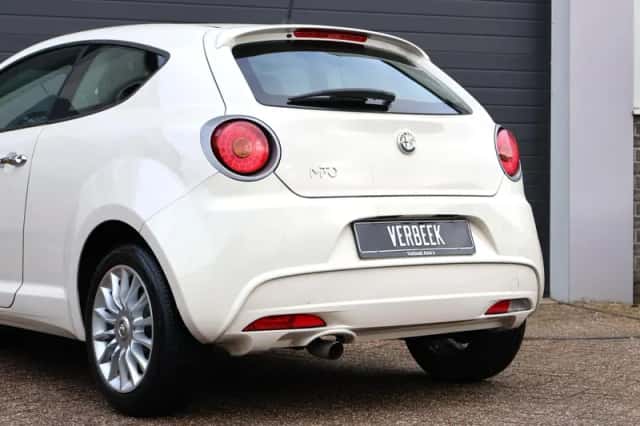 Alfa Romeo Mito (2014) thumbnail 5