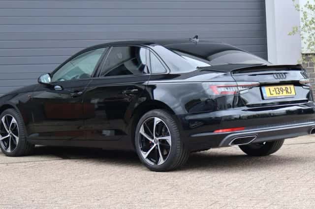 Audi A4 (2020) thumbnail 4