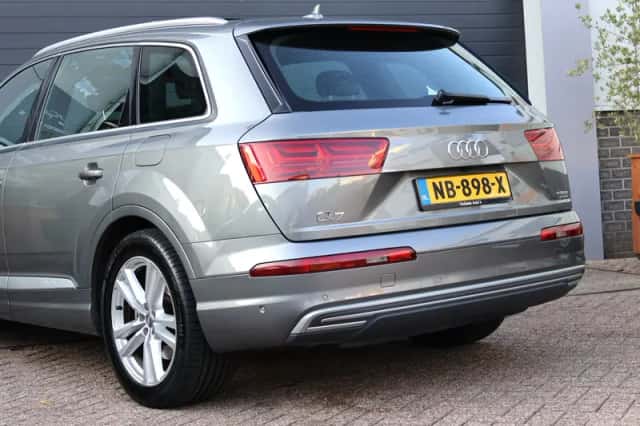 Audi Q7 (2016) thumbnail 5