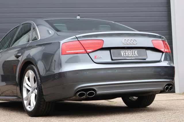 Audi S8 (2013) thumbnail 5