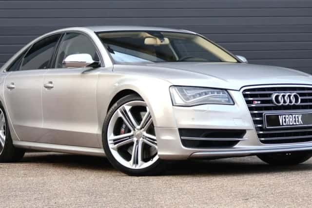 Audi S8 (2013) thumbnail 3