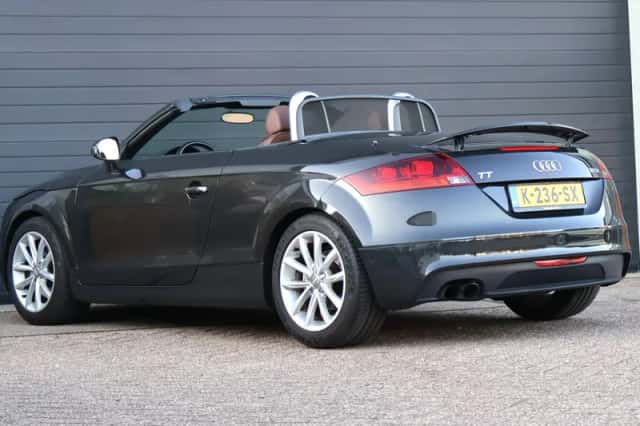 Audi TT (2012) thumbnail 4