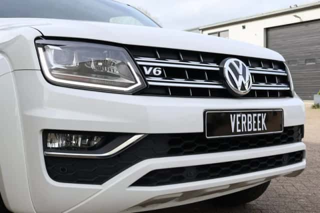 Volkswagen Amarok (2018) thumbnail 2
