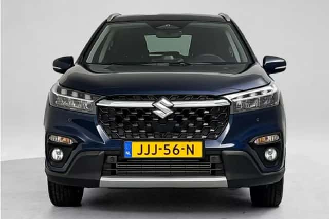 Suzuki S-Cross (2025) thumbnail 5