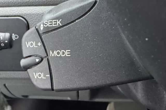 Ford Fusion (2003) thumbnail 5