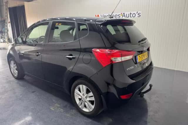 Hyundai ix20 (2013) thumbnail 3