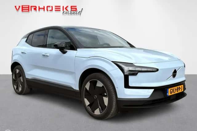 Volvo EX30 (2024) thumbnail 3