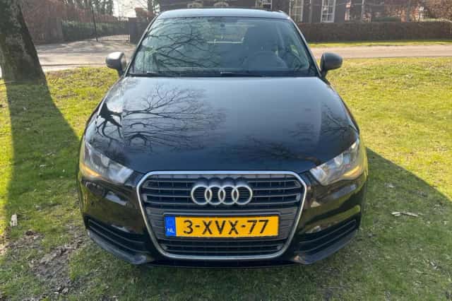 Audi A1 (2013) thumbnail 2