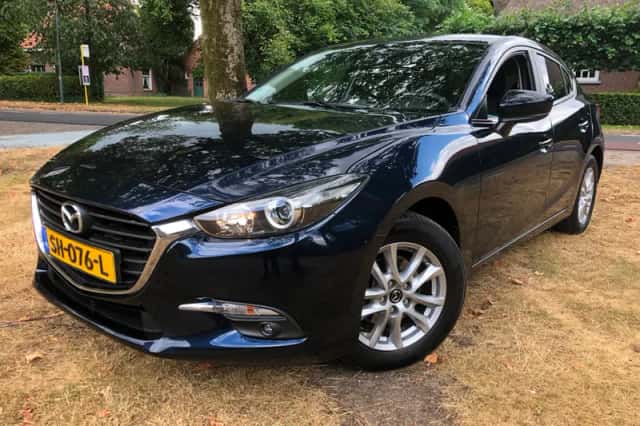 Mazda 3 (2018) thumbnail 1
