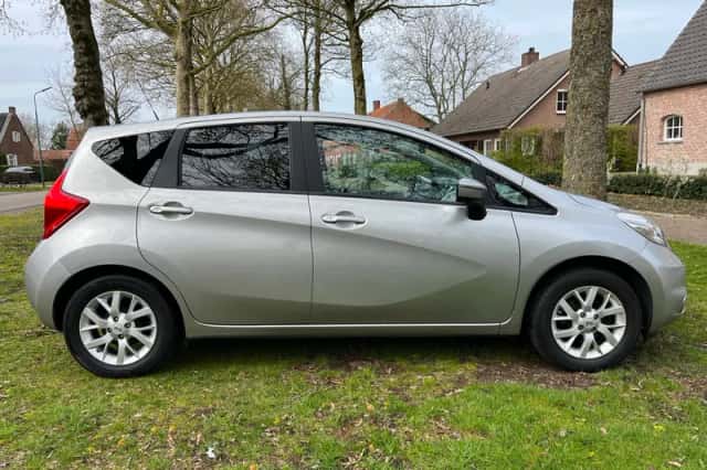 Nissan Note (2014) thumbnail 4