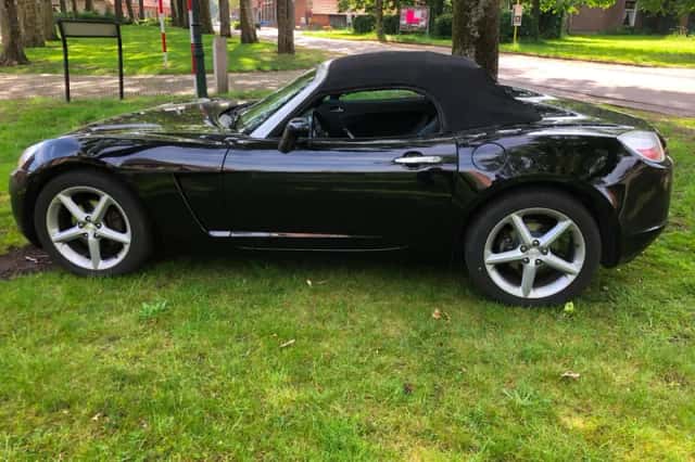 Opel GT (2008) thumbnail 5