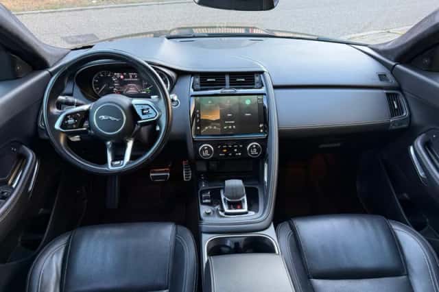 Jaguar E-Pace (2021) thumbnail 6