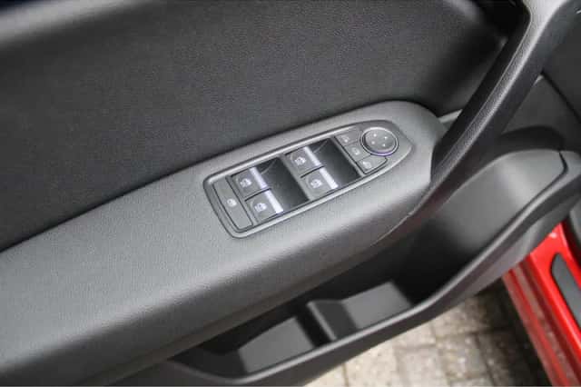 Mitsubishi ASX (2024) thumbnail 2