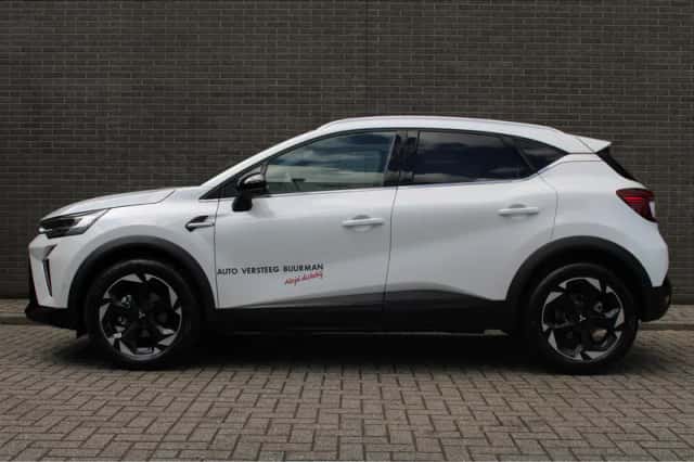 Mitsubishi ASX (2024) thumbnail 3
