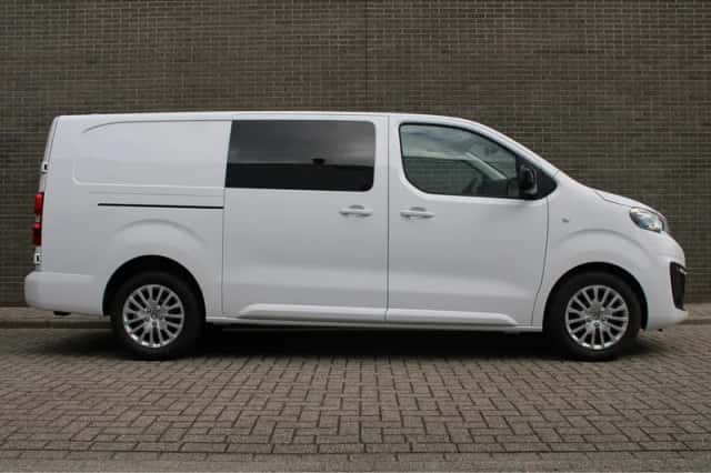 Peugeot Expert (2023) thumbnail 2