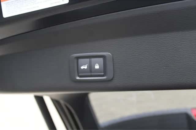 Mitsubishi Outlander (2025) thumbnail 4