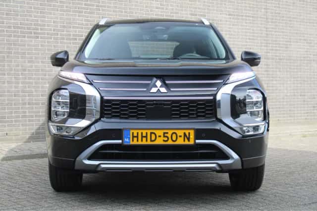 Mitsubishi Outlander (2025) thumbnail 6