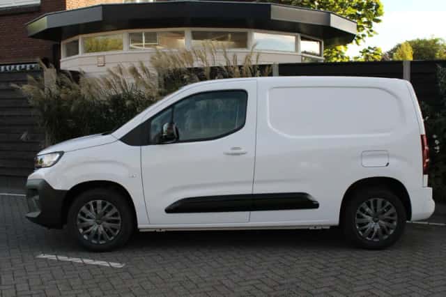 Peugeot Partner (2024) thumbnail 6