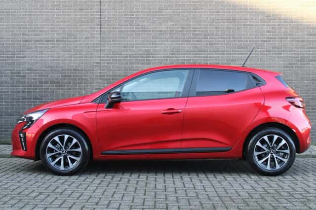 Mitsubishi Colt (2025) thumbnail 2