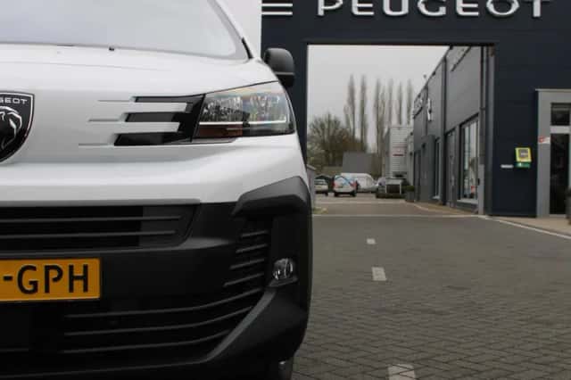 Peugeot Expert (2024) thumbnail 2
