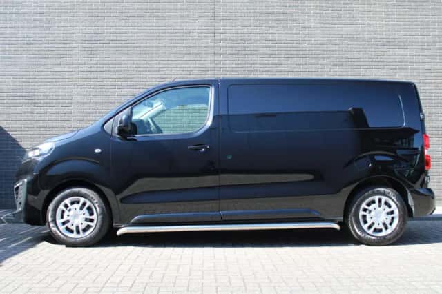 Opel Vivaro (2020) thumbnail 3