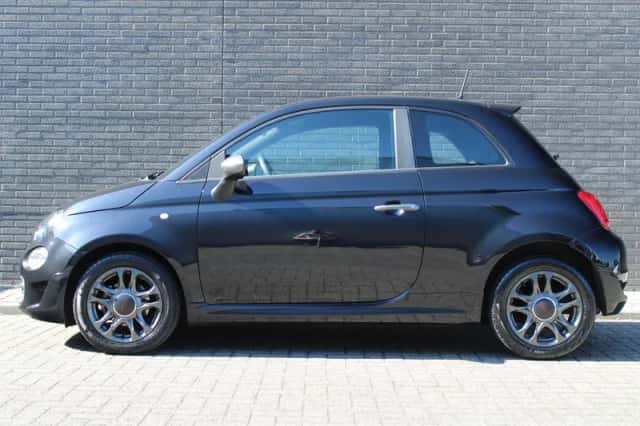 Fiat 500 (2020) thumbnail 3