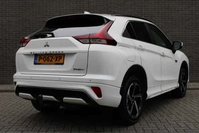 Mitsubishi Eclipse Cross (2022) thumbnail 4