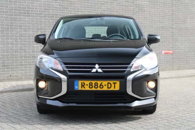 Mitsubishi Space Star (2022) thumbnail 6