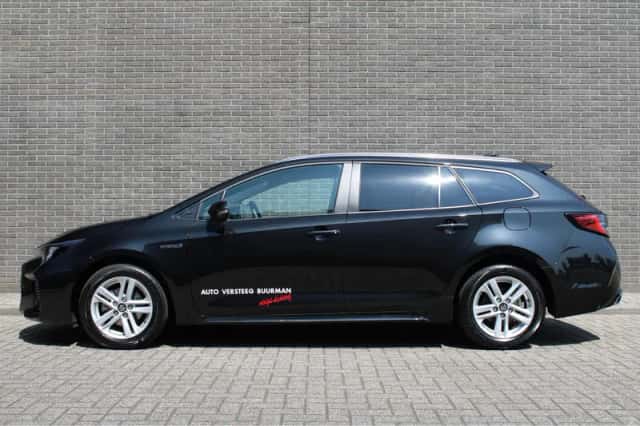 Suzuki Swace (2025) thumbnail 3