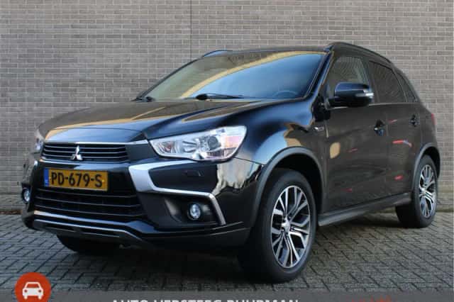 Mitsubishi ASX (2017) thumbnail 1