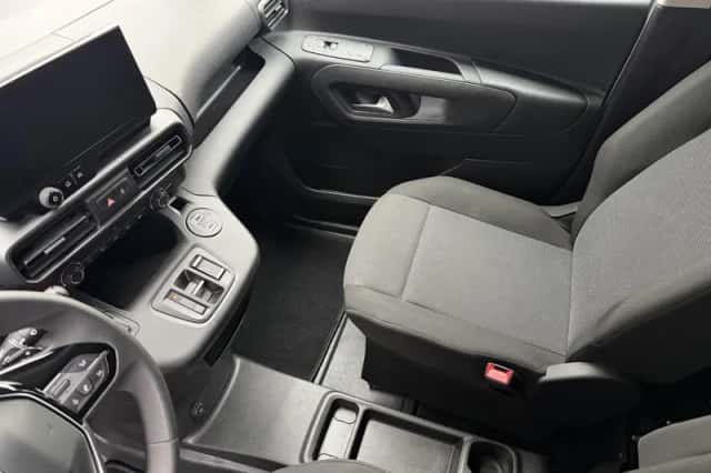 Peugeot Partner (2024) thumbnail 6