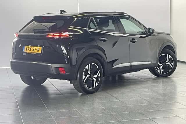 Peugeot e-2008 (2025) thumbnail 2