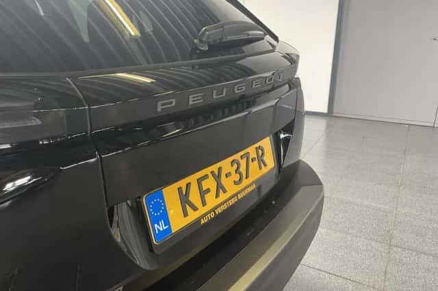 Peugeot e-2008 (2025) thumbnail 3