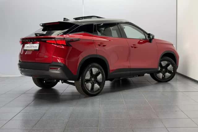 Omoda 5 EV (2026) thumbnail 2