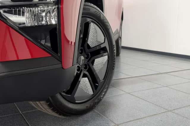 Omoda 5 EV (2026) thumbnail 3