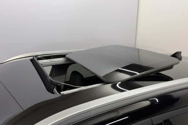 Omoda 5 EV (2026) thumbnail 4