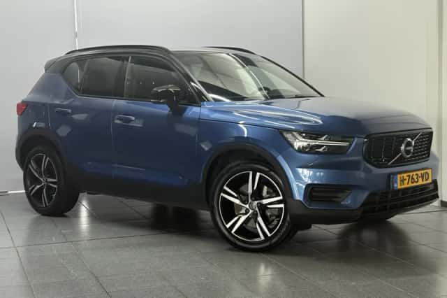 Volvo XC40 (2020) thumbnail 4