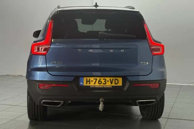 Volvo XC40 (2020) thumbnail 6