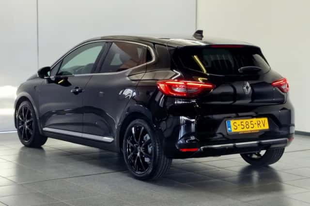 Renault Clio (2023) thumbnail 4
