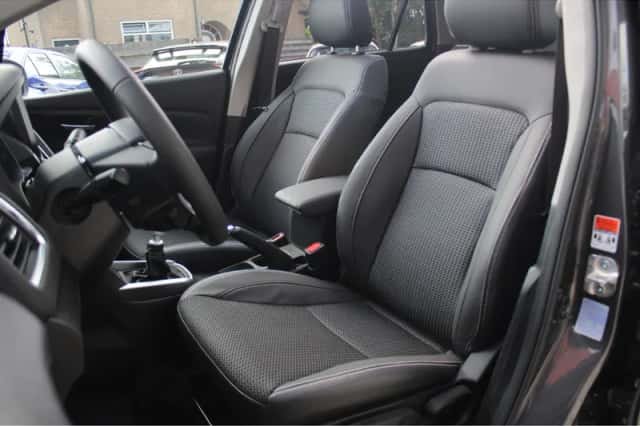 Suzuki S-Cross (2024) thumbnail 6