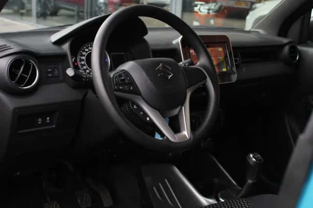Suzuki Ignis (2021) thumbnail 5