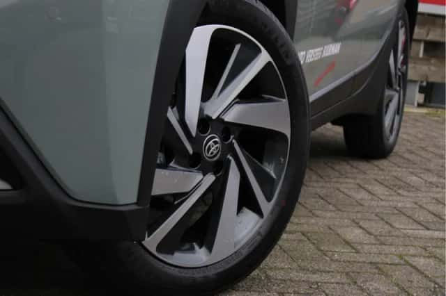 Toyota Aygo (2024) thumbnail 2