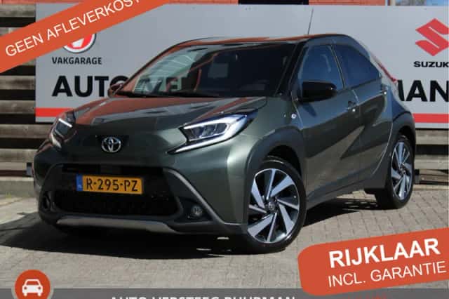 Toyota Aygo (2022) thumbnail 1