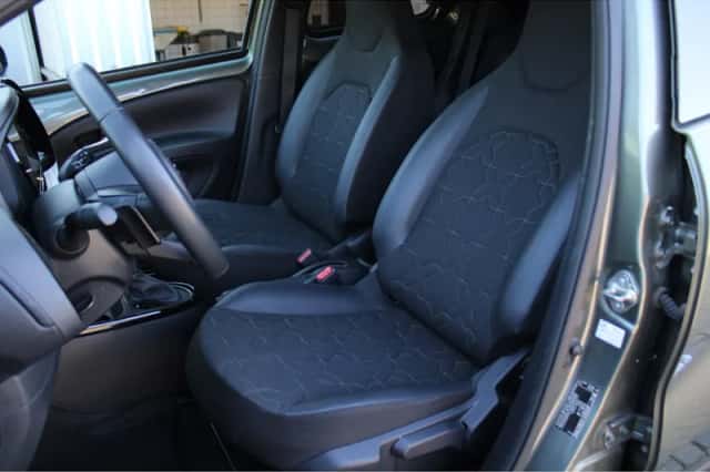 Toyota Aygo (2022) thumbnail 6