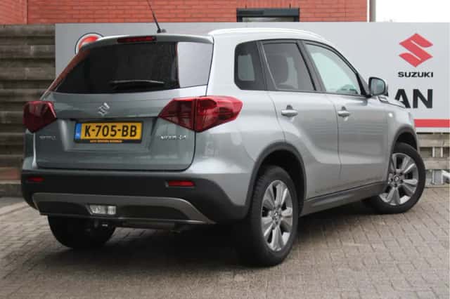 Suzuki Vitara (2019) thumbnail 2