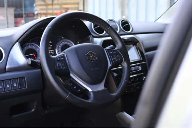 Suzuki Vitara (2019) thumbnail 5