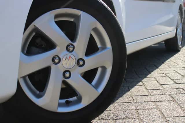 Suzuki Celerio (2015) thumbnail 3