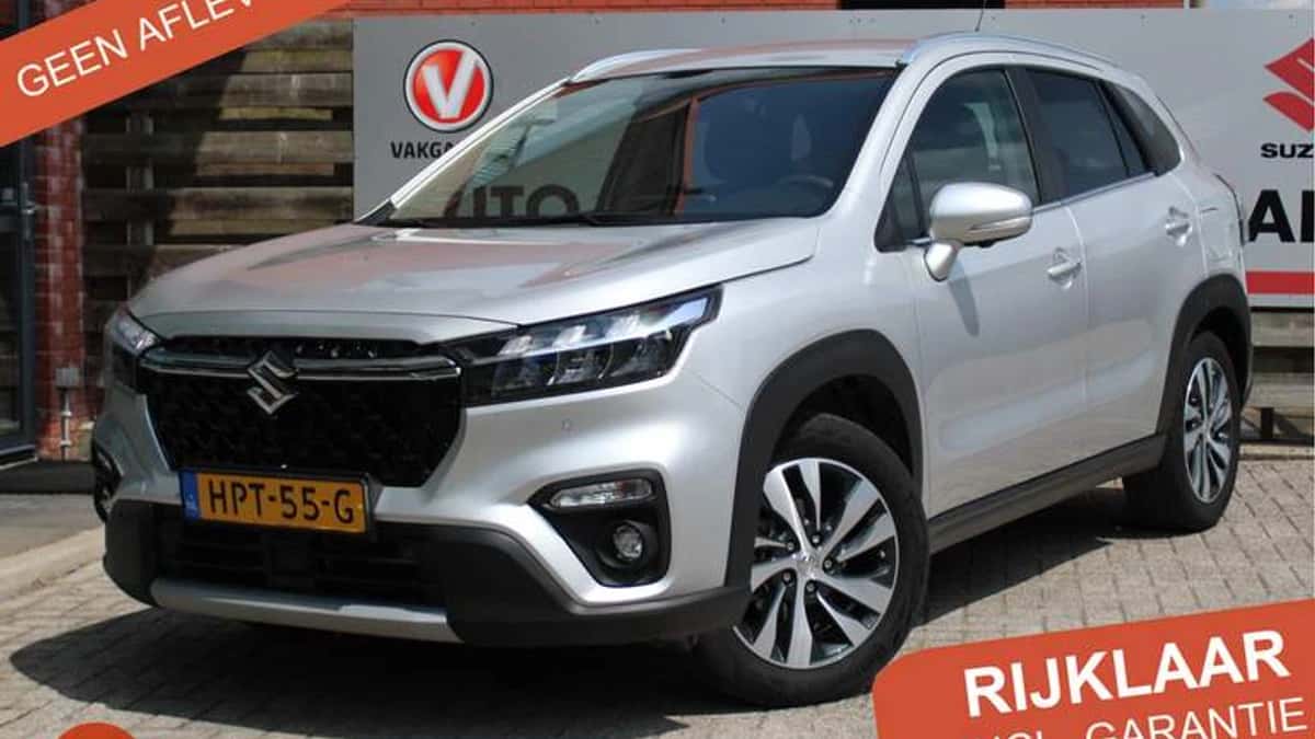 Suzuki S-Cross (2024) — foto 1