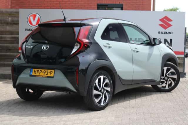 Toyota Aygo (2024) thumbnail 2